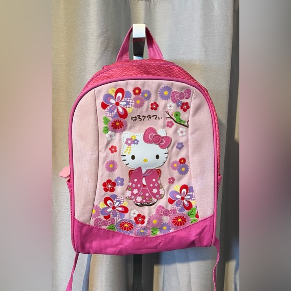 Pink Sanrio Hello Kitty from 2018 - Picture 9 of 9